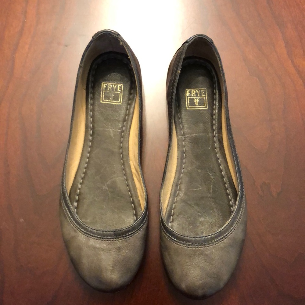 Frye Carson Ballet Charcoal Size 7